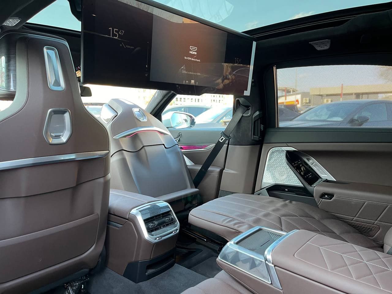 2024 BMW 740 — Miniatură 18