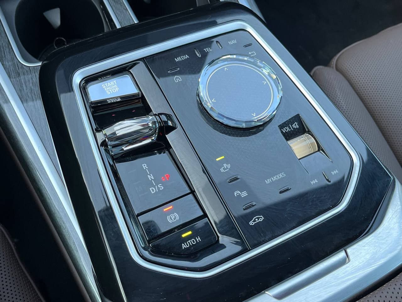 2024 BMW 740 — Miniatură 13