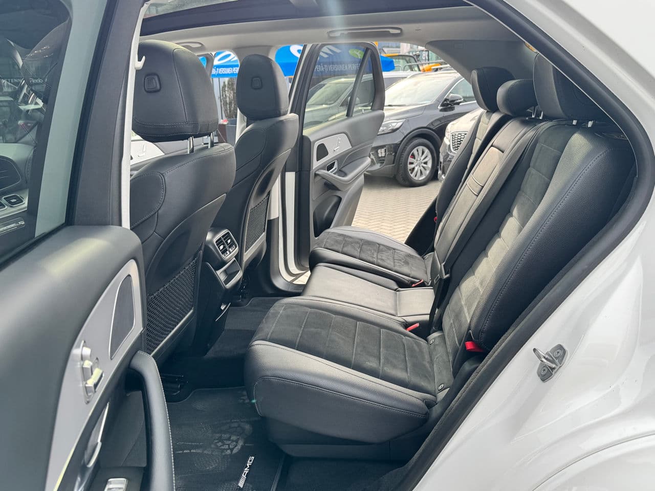 2020 Mercedes GLE 300d — Miniatură 14