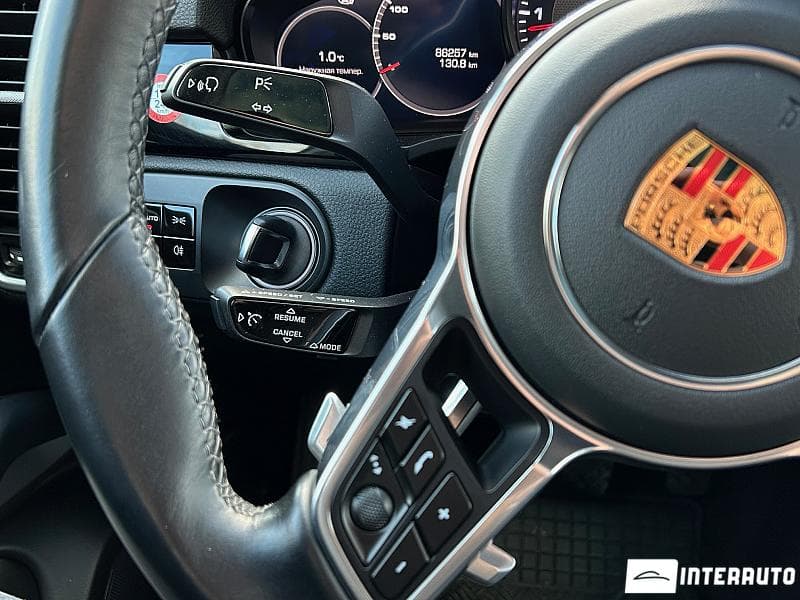 Porsche Cayenne 2019 — Миниатюра 10