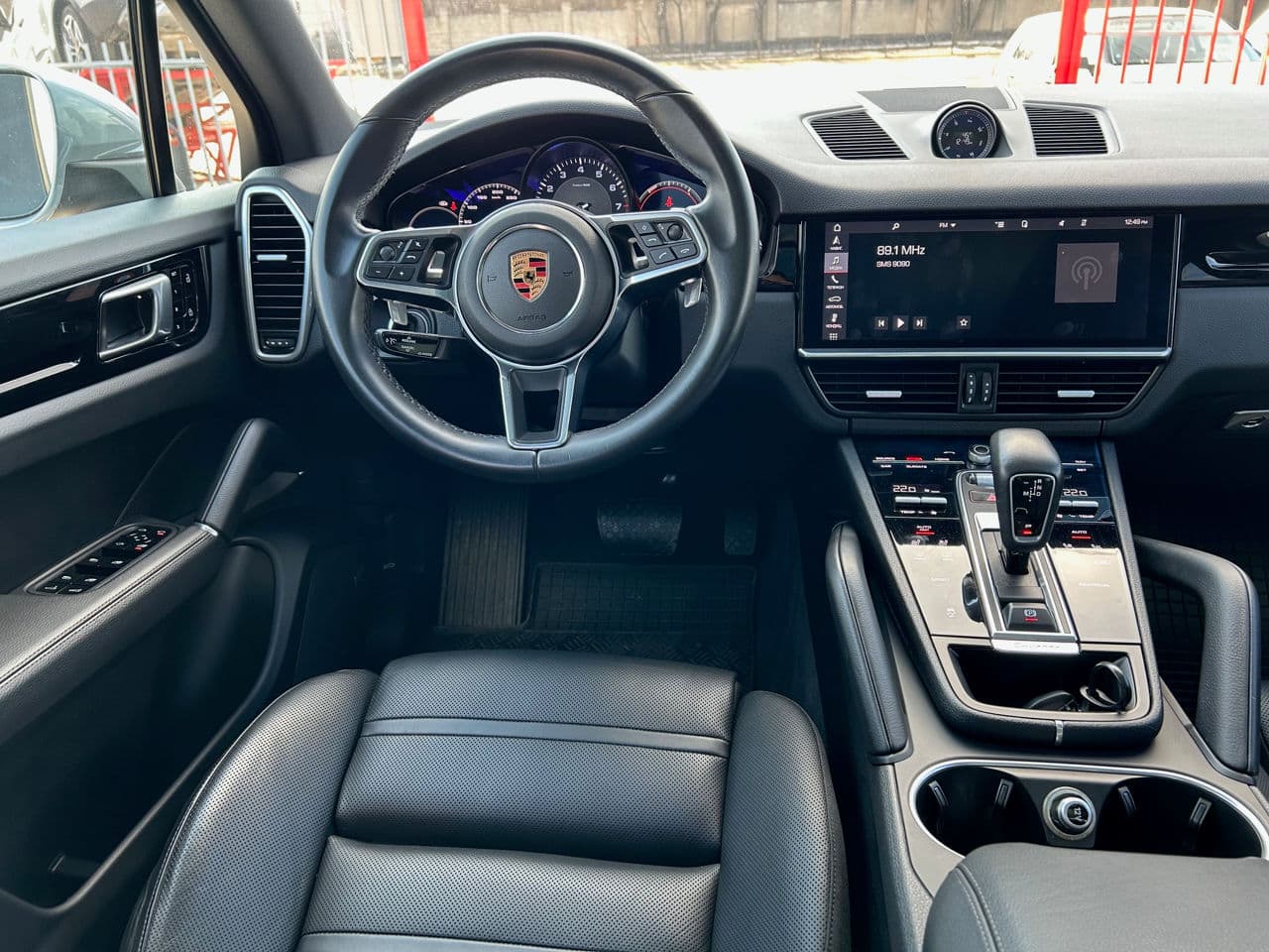 Porsche Cayenne 2019 — Миниатюра 8