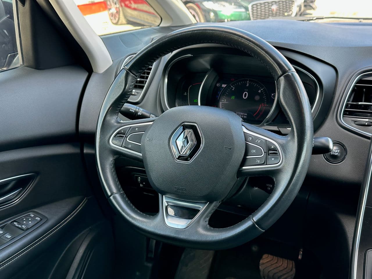 2018 Renault Grand Scenic — Miniatură 9