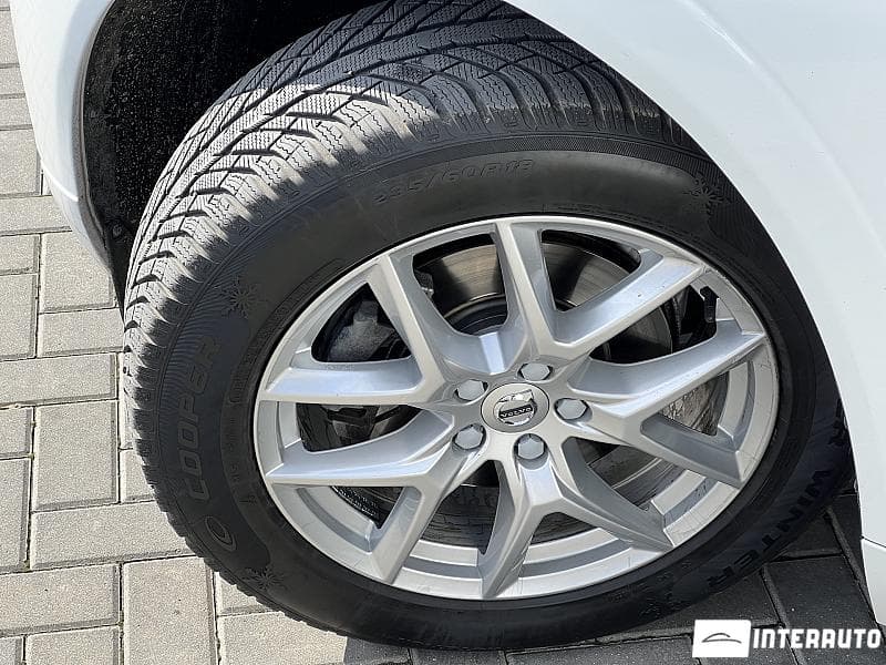 Volvo XC 60 2018 — Миниатюра 15