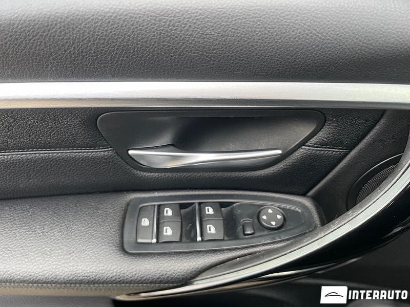 2017 BMW 318 — Miniatură 6