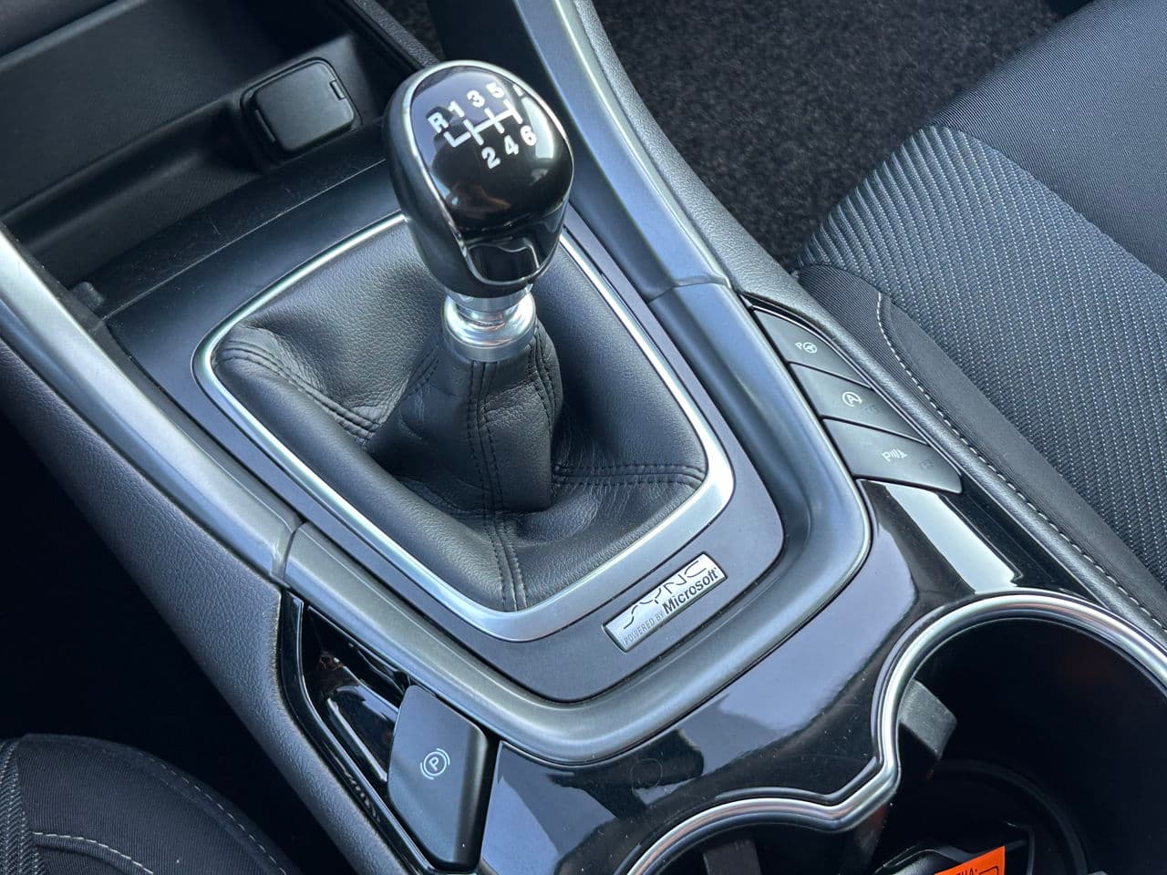 Ford Mondeo 2016 — Миниатюра 15