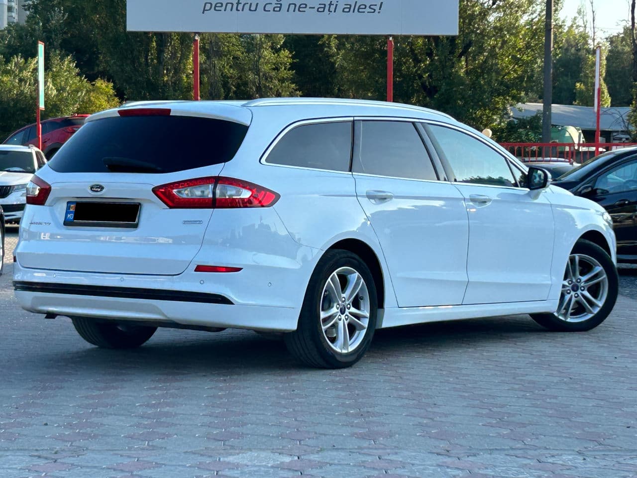 Ford Mondeo 2016 — Миниатюра 3