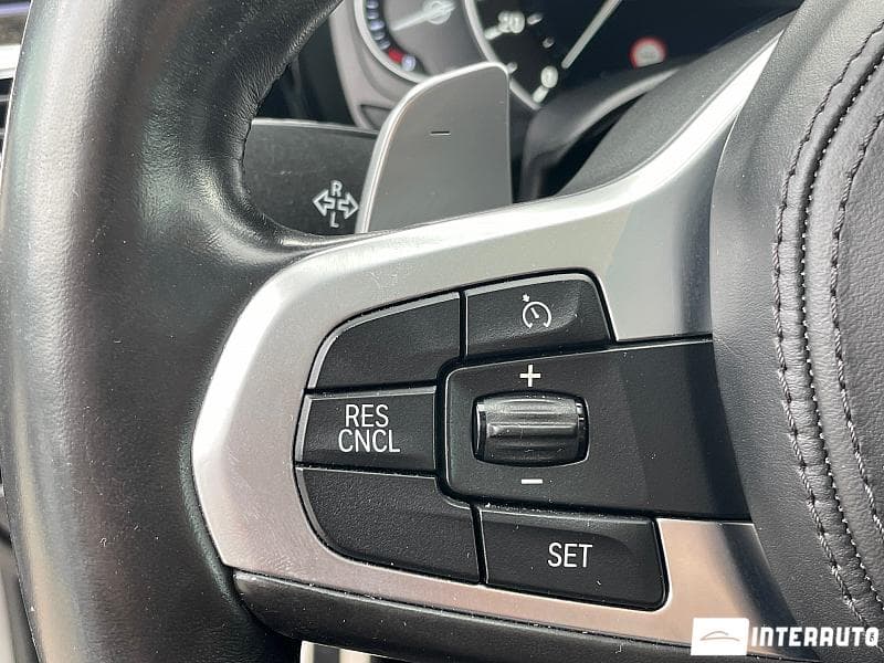2017 BMW 530 — Miniatură 17