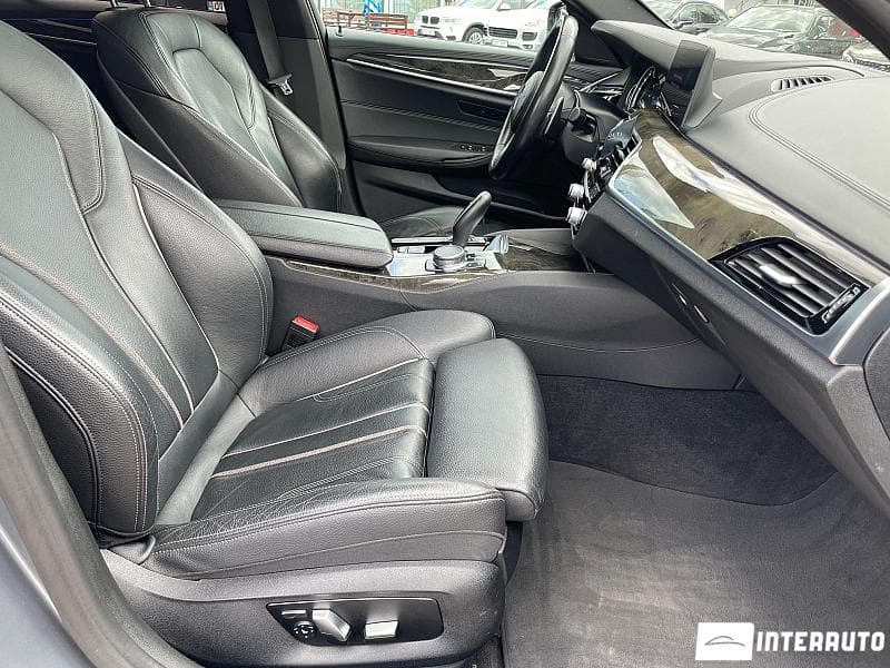 2017 BMW 530 — Miniatură 7