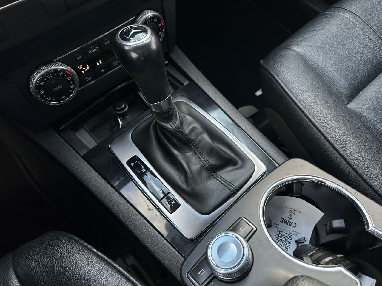 2011 Mercedes GLK 220 — Miniatură 16