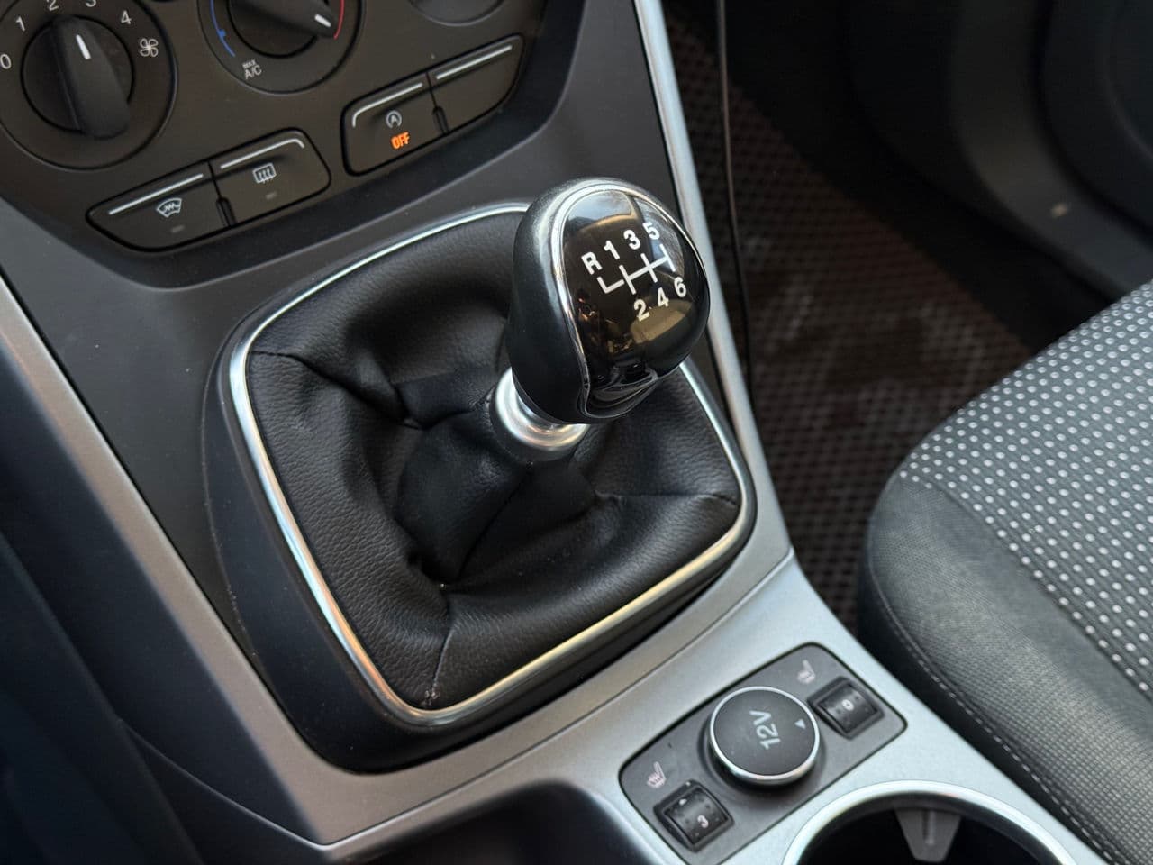 2014 Ford C-MAX — Miniatură 13