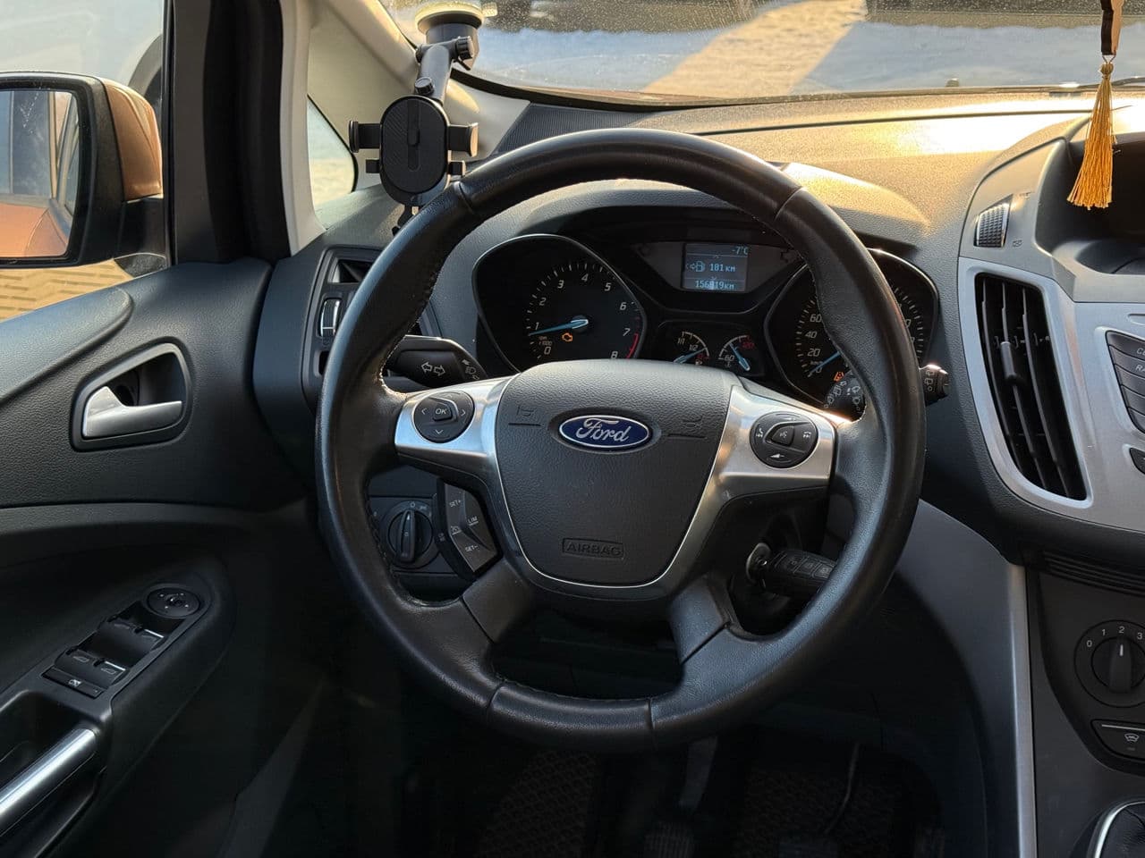 2014 Ford C-MAX — Miniatură 9