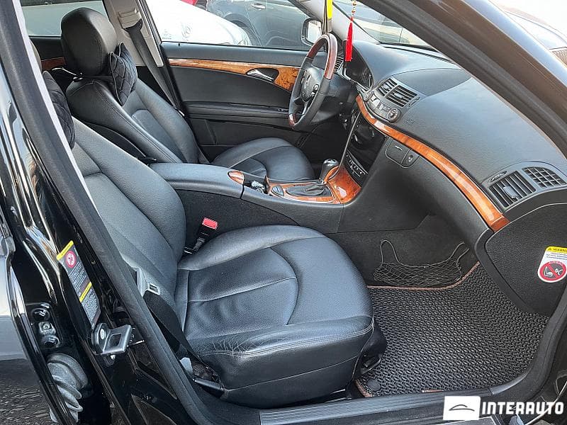 2008 Mercedes E 200 — Miniatură 13
