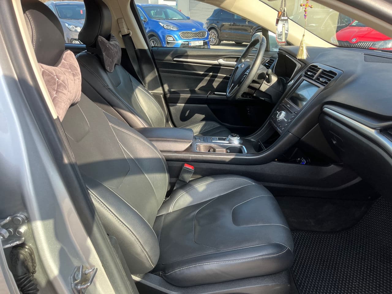 Ford Fusion 2019 — Миниатюра 8