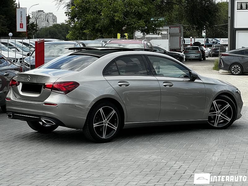 2020 Mercedes A 180 — Miniatură 4