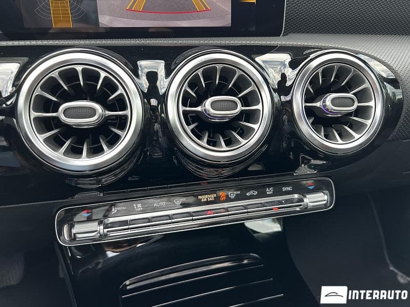 2020 Mercedes A 180 — Miniatură 13
