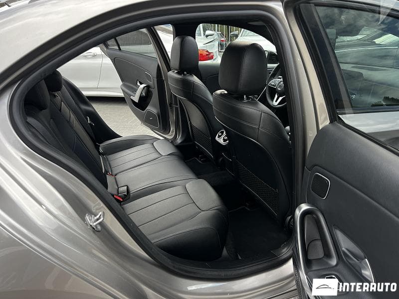 2020 Mercedes A 180 — Miniatură 8