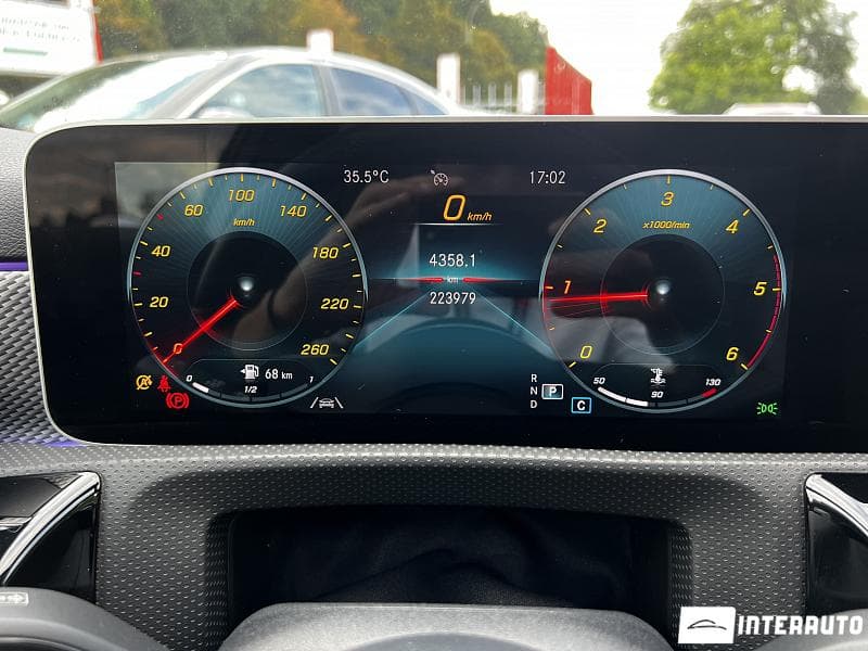 2020 Mercedes A 180 — Miniatură 11