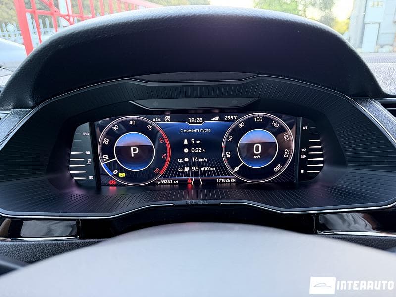 Skoda Superb 2019 — Миниатюра 9