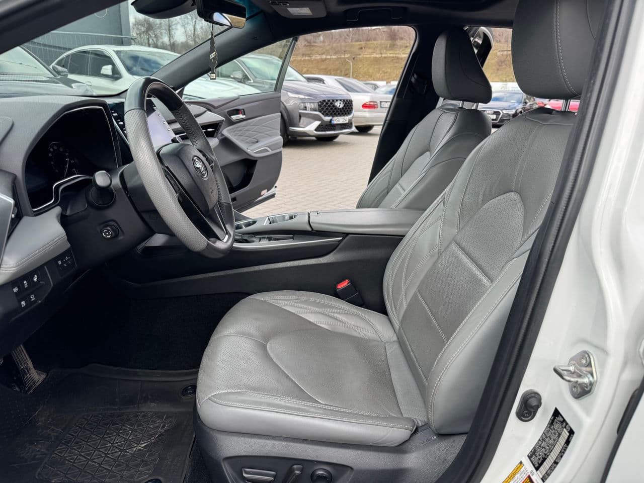 2019 Toyota Avalon — Miniatură 5