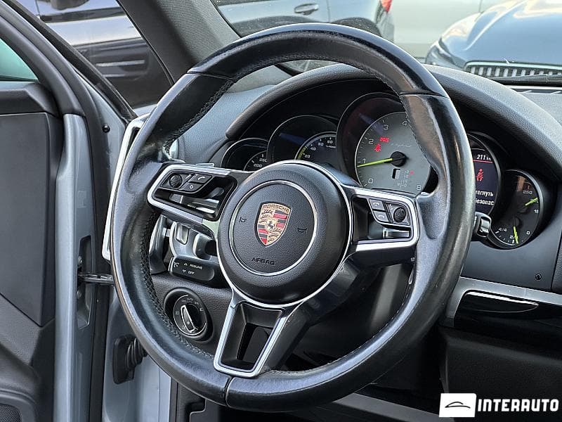 2014 Porsche Cayenne S Hybrid — Miniatură 6