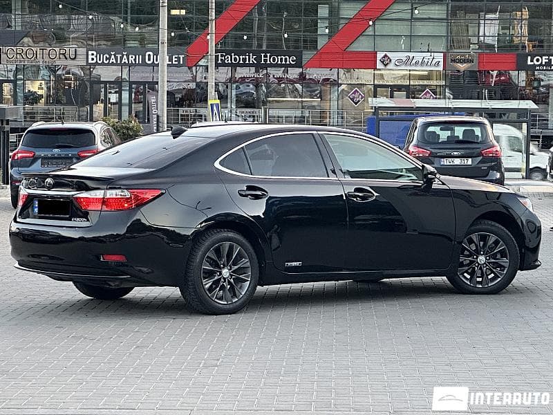 Lexus ES 300h 2015 — Миниатюра 3