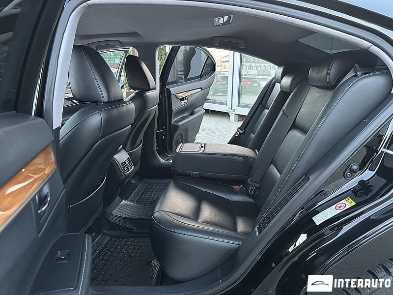 Lexus ES 300h 2015 — Миниатюра 16