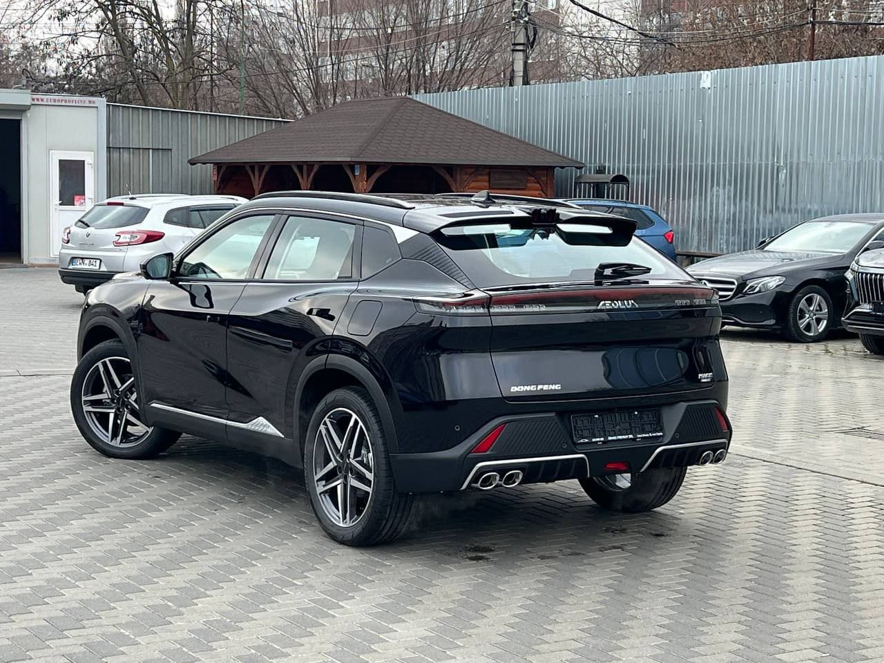 2024 Dongfeng Mage — Miniatură 4