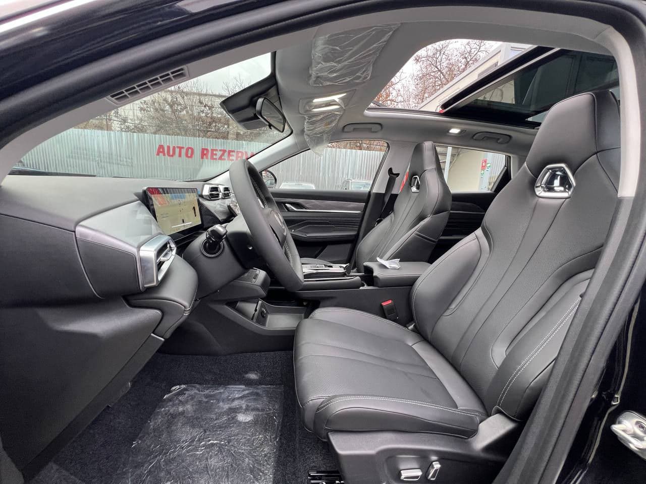 2024 Dongfeng Mage — Miniatură 5