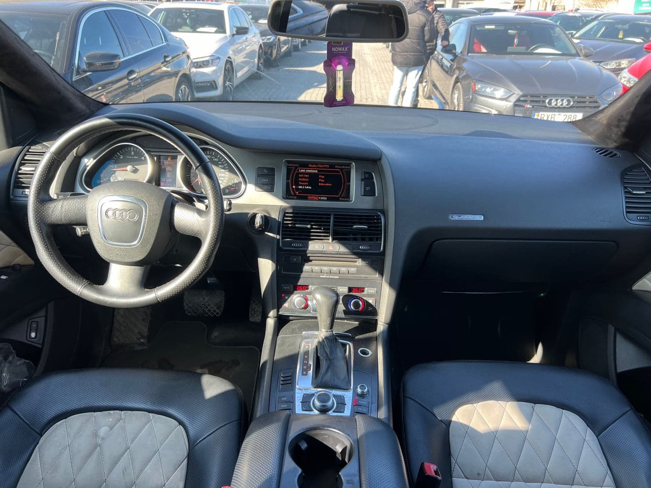 Audi Q7 2006 — Миниатюра 10