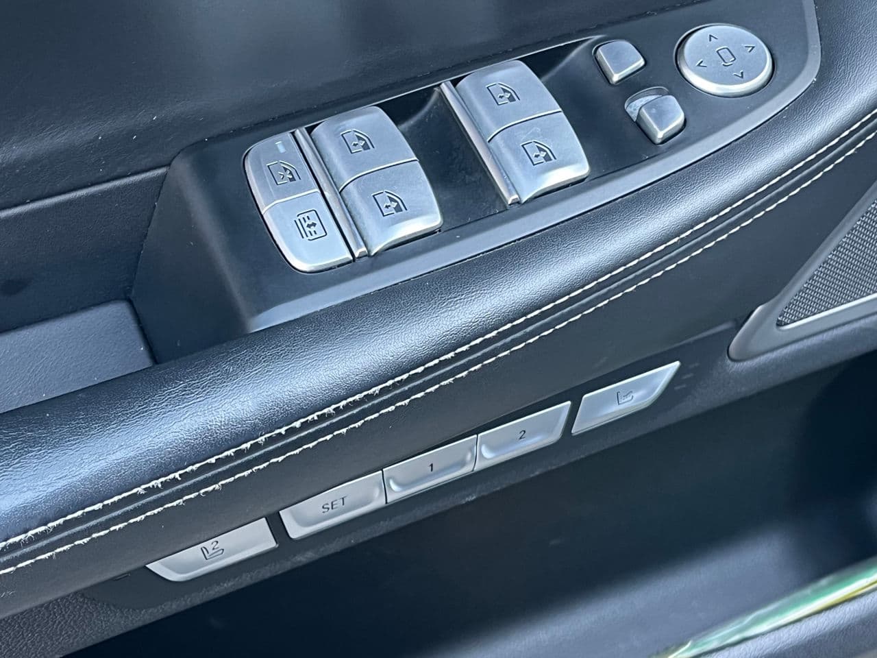2016 BMW 740e — Miniatură 7