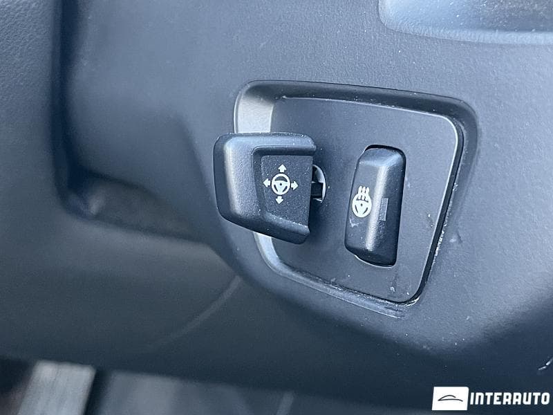 2016 BMW 740e — Miniatură 11