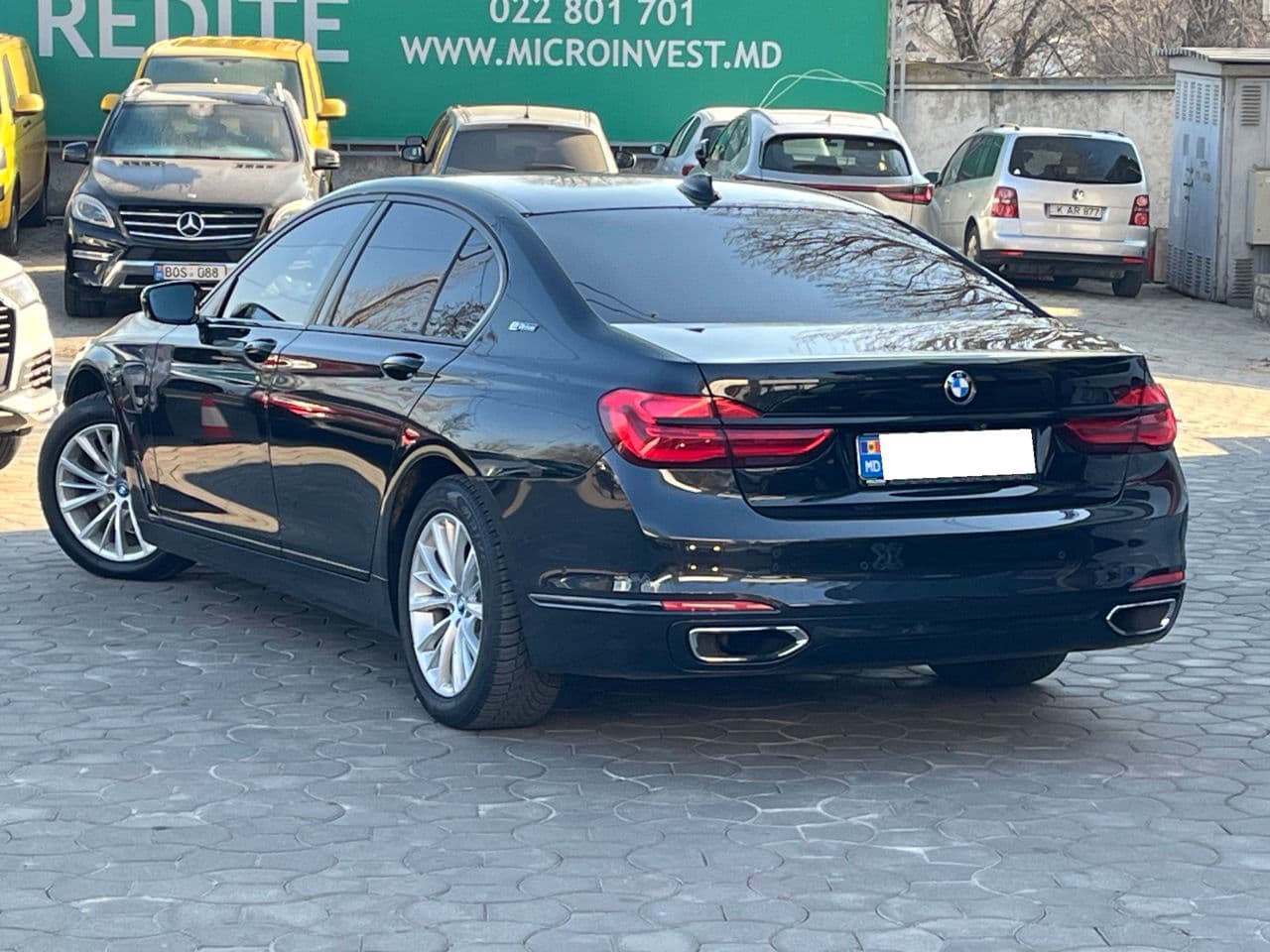 2016 BMW 740e — Miniatură 4