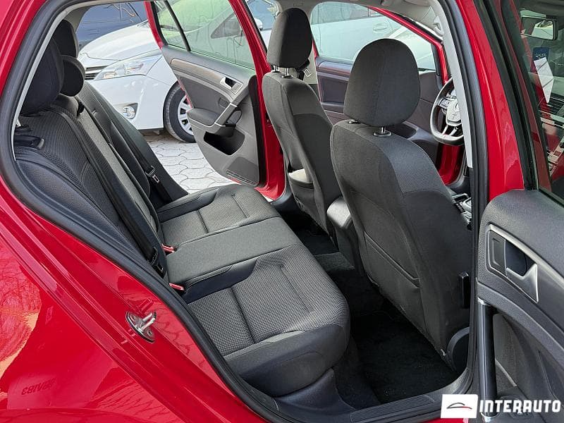 2019 Volkswagen Golf — Miniatură 8