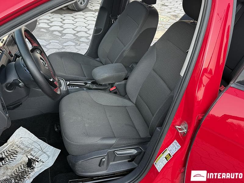 2019 Volkswagen Golf — Miniatură 5