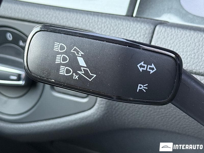 2019 Volkswagen Golf — Miniatură 14