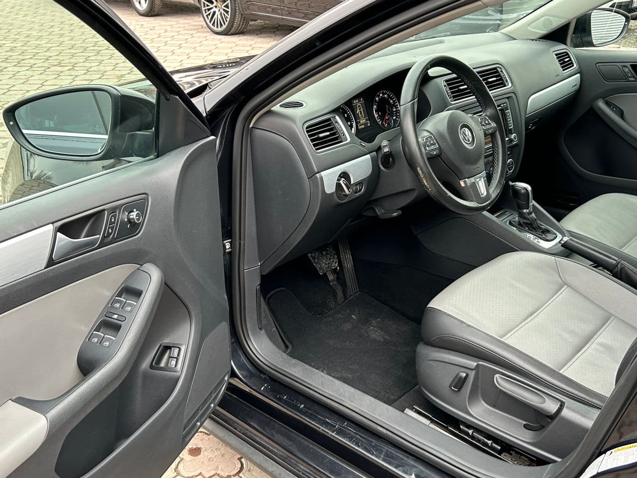 Volkswagen Jetta 2013 — Миниатюра 6