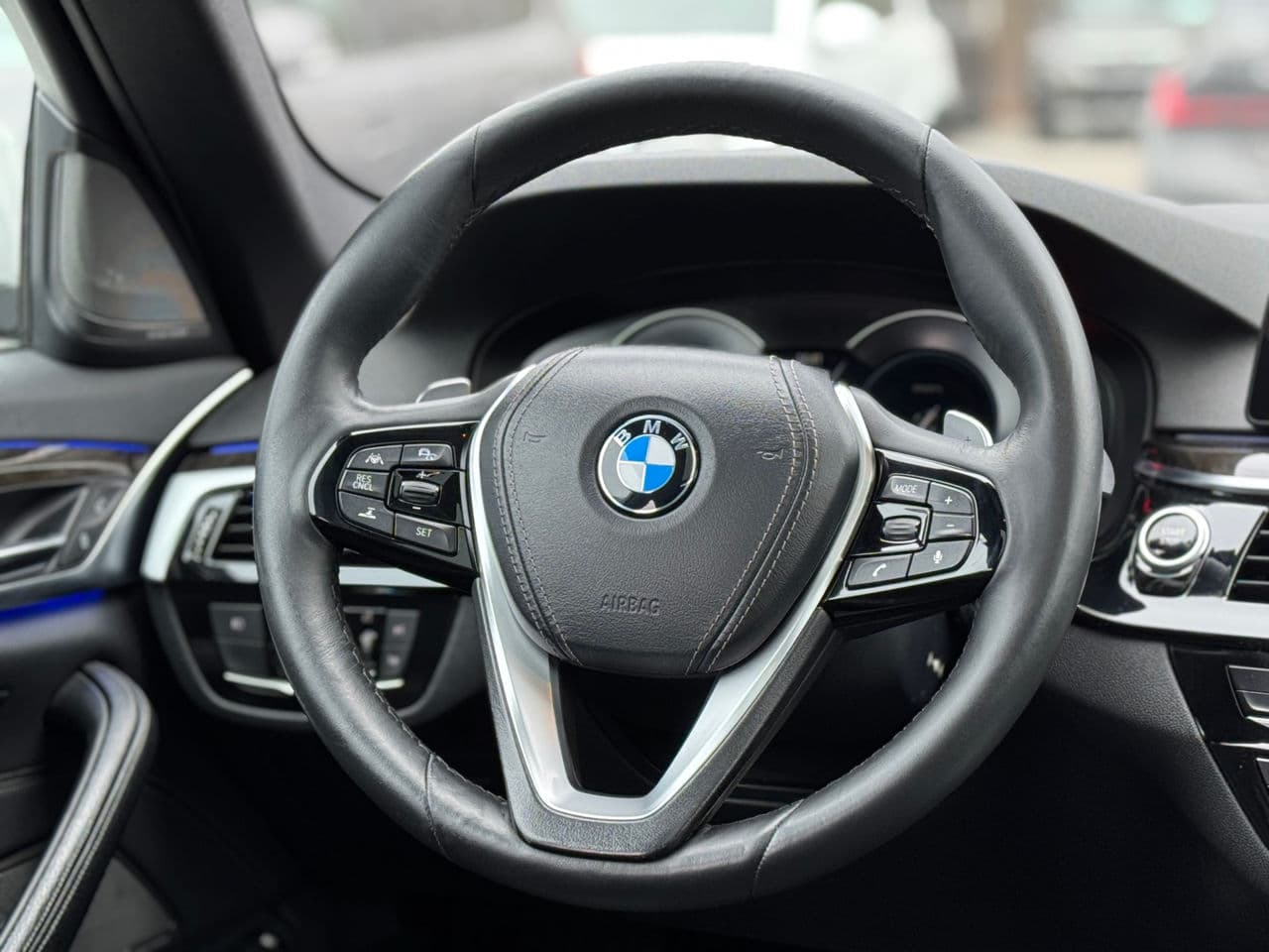 BMW 530e 2017 — Миниатюра 12