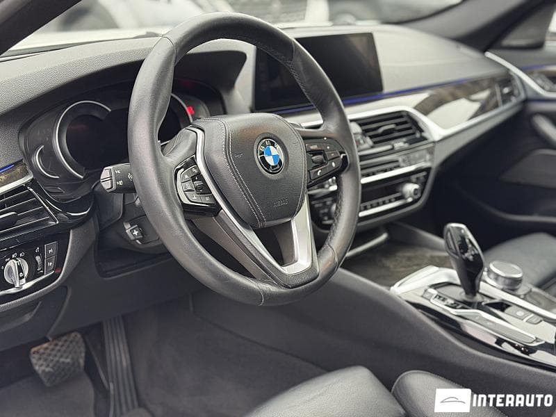 BMW 530e 2017 — Миниатюра 10