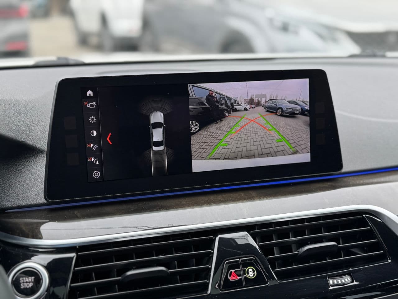 BMW 530e 2017 — Миниатюра 15