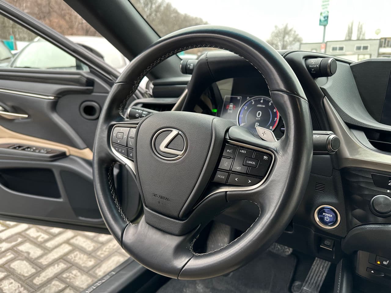 2020 Lexus ES 300h — Miniatură 7