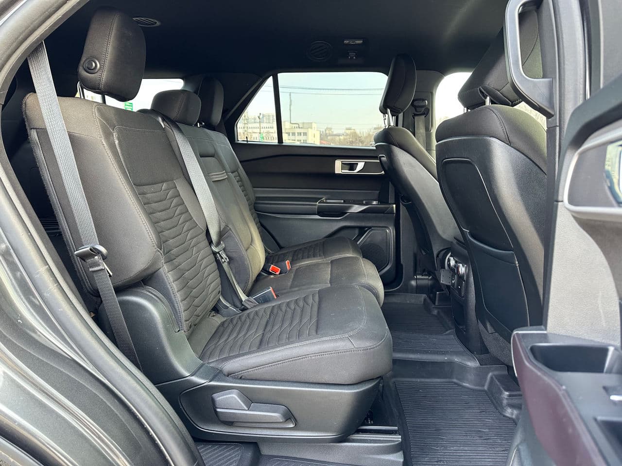 2019 Ford Explorer — Miniatură 17