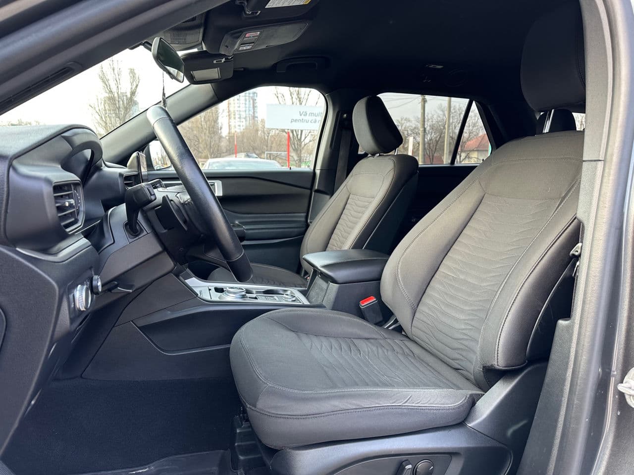 2019 Ford Explorer — Miniatură 6