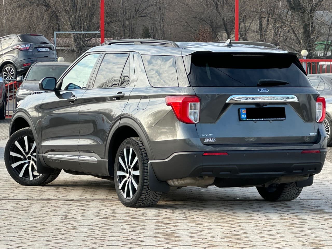 2019 Ford Explorer — Miniatură 2