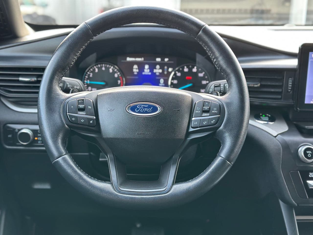 2019 Ford Explorer — Miniatură 10