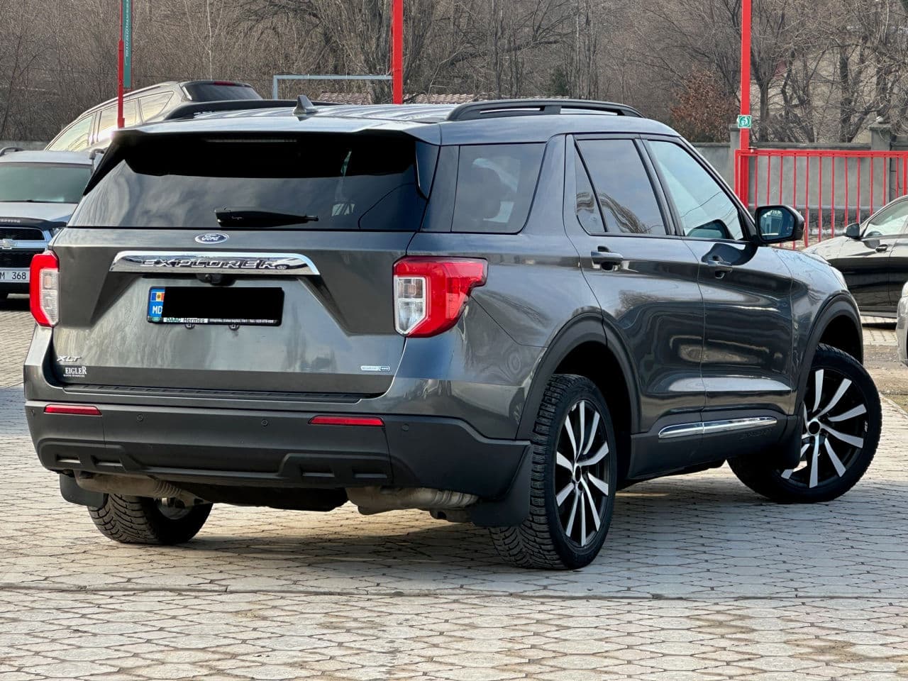 2019 Ford Explorer — Miniatură 3