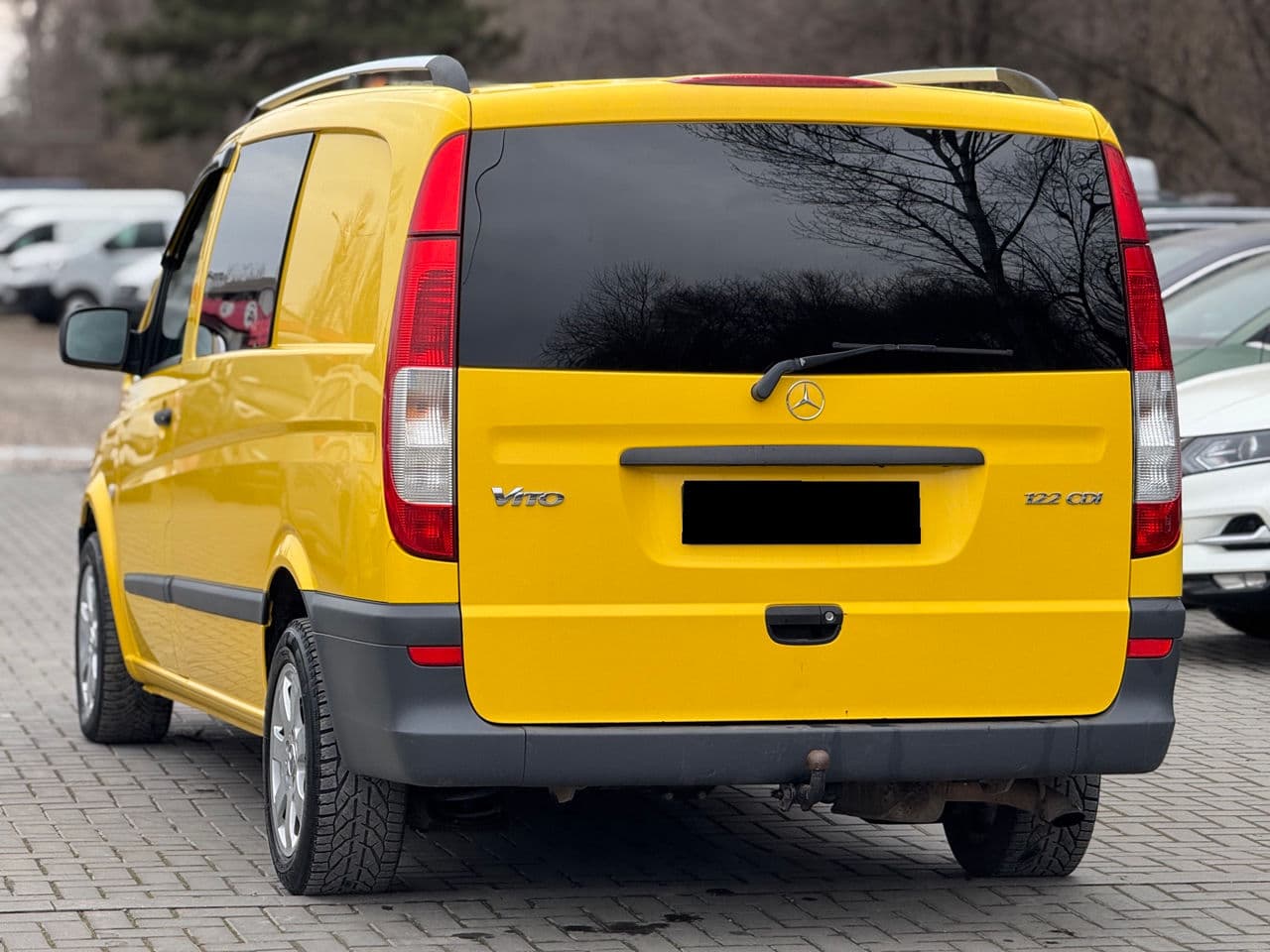 2011 Mercedes Vito — Miniatură 2