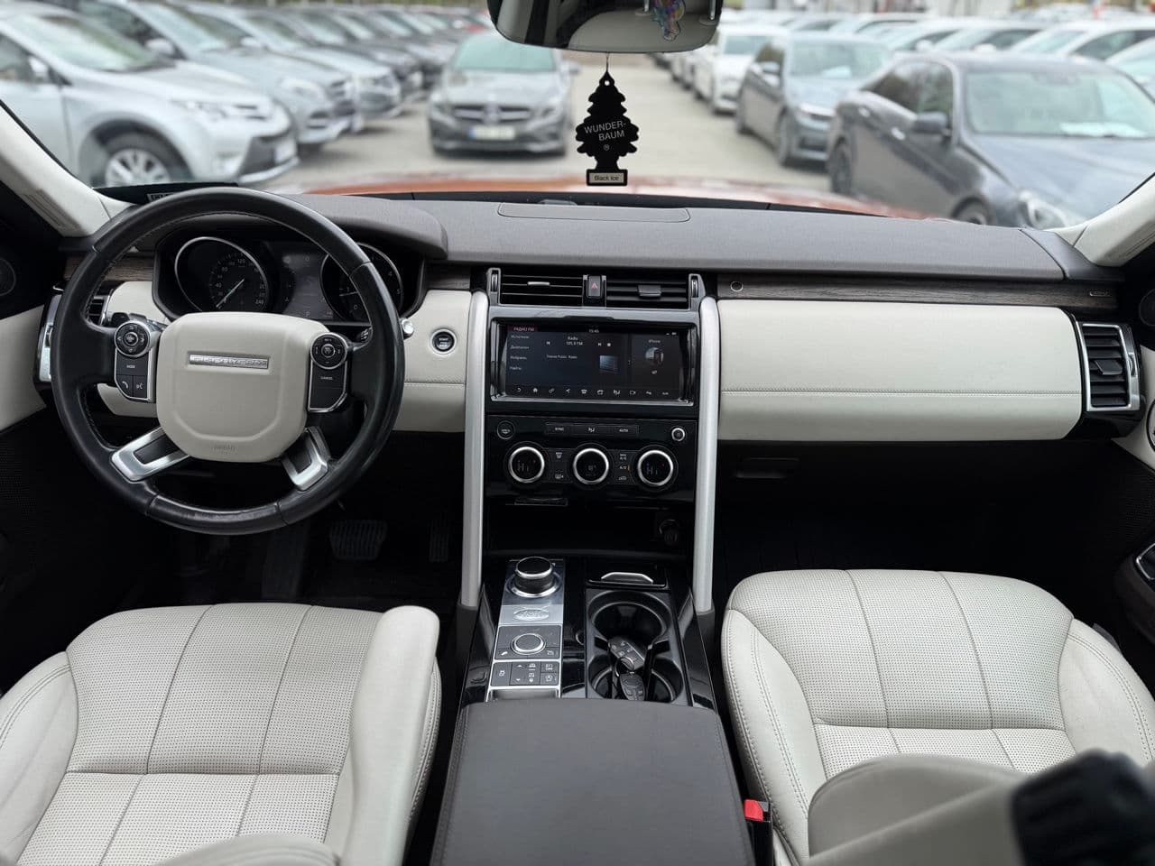 2017 Land Rover Discovery — Miniatură 19