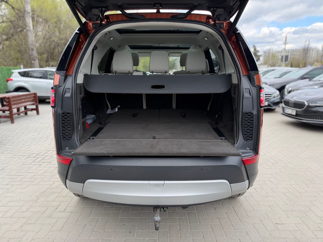2017 Land Rover Discovery — Miniatură 5