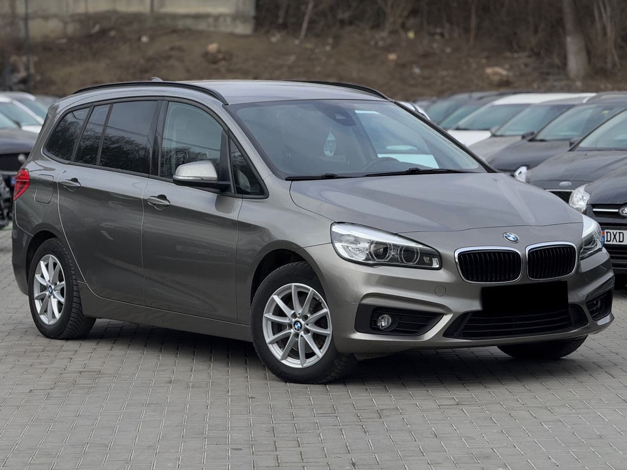 BMW 216d 2016 — Миниатюра 3