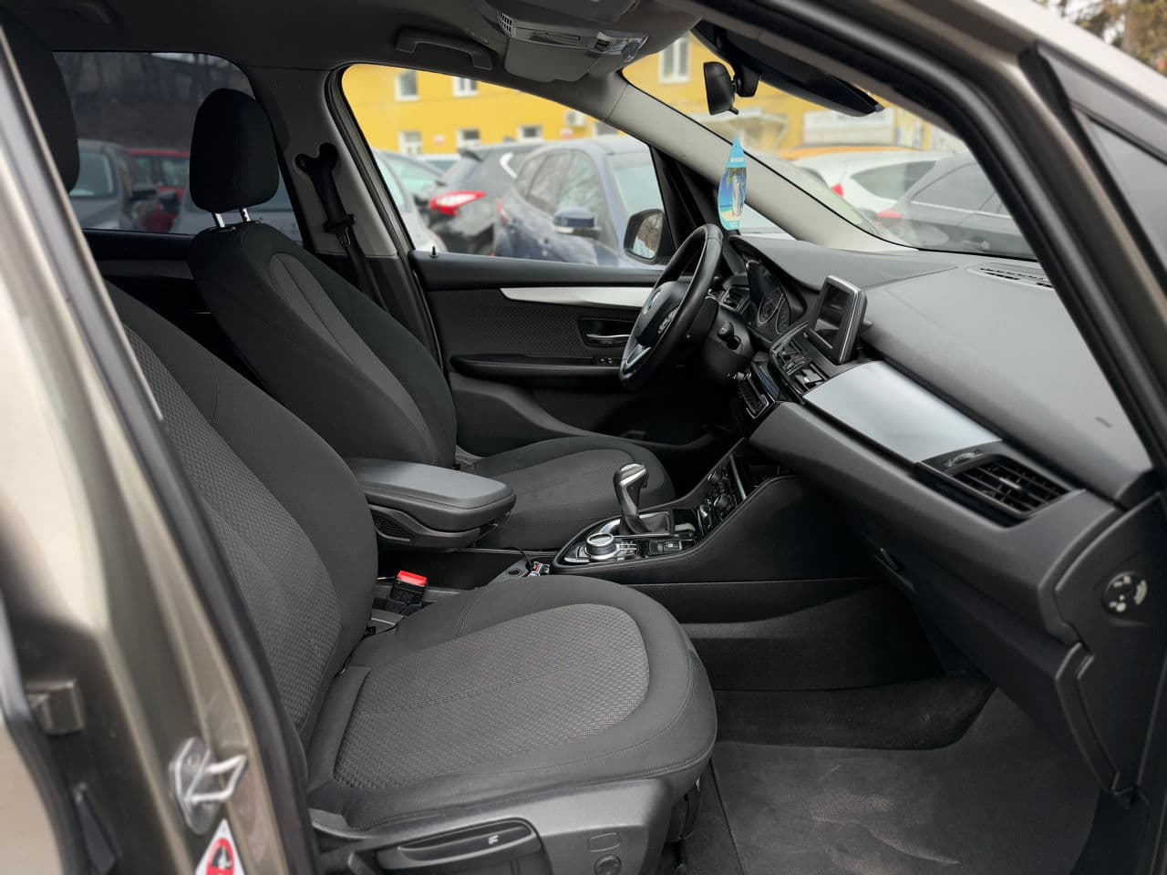 BMW 216d 2016 — Миниатюра 16